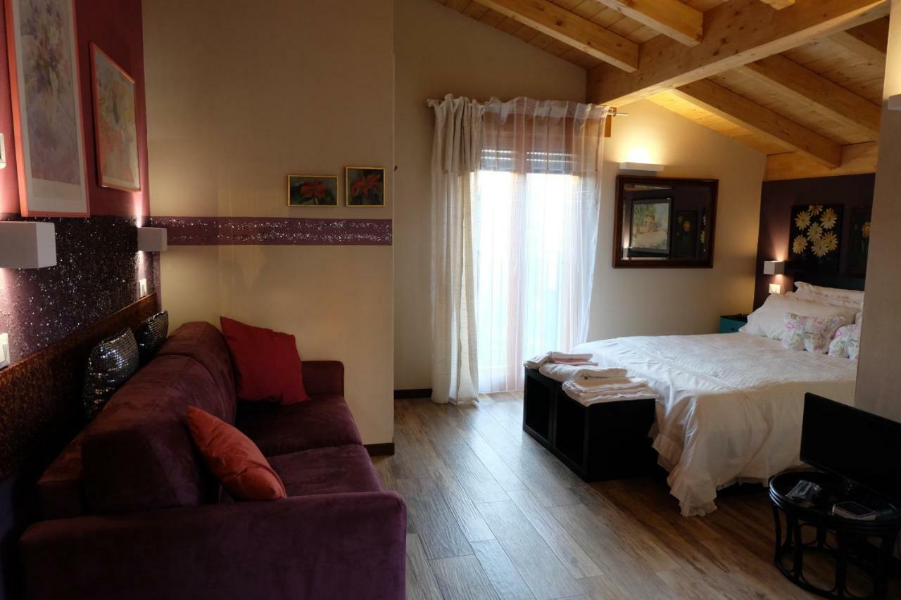 Milano B&B Чинизело Балсамо Екстериор снимка